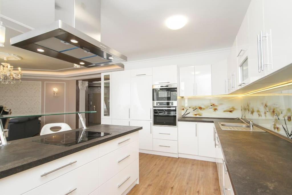 Deluxe Apartman Nivy Pozsony Kültér fotó