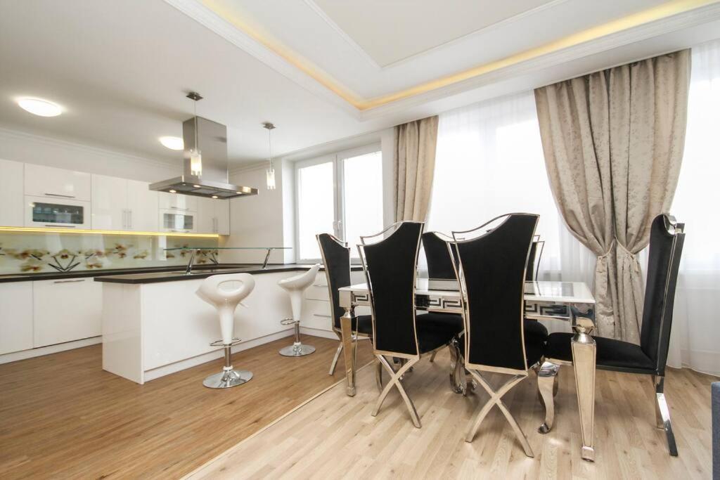 Deluxe Apartman Nivy Pozsony Kültér fotó